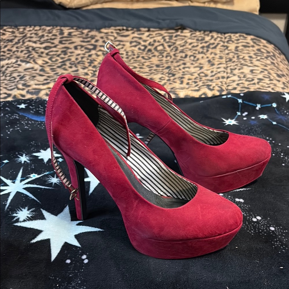 Elegant Wine Platform Heels